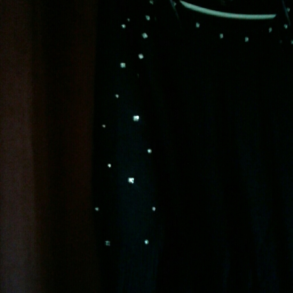 Sweater - Picture 3 of 4